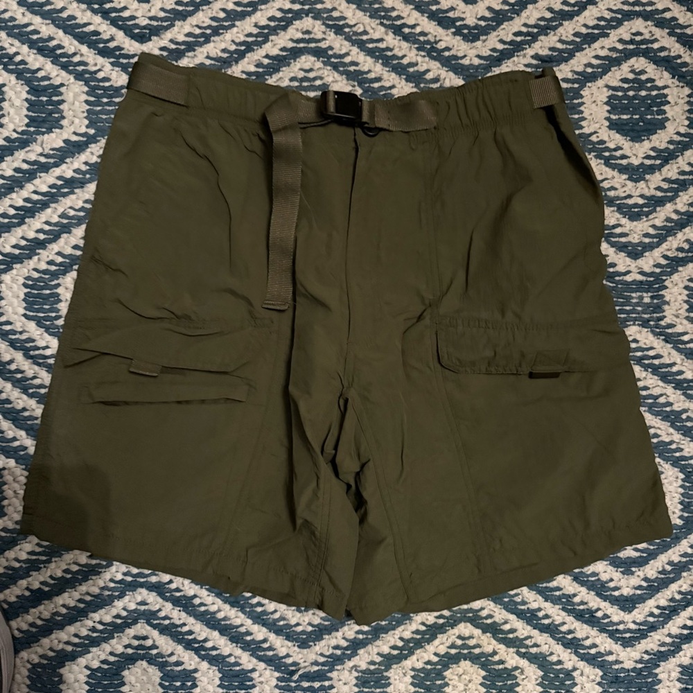 Northwest Territory Green Cargo Shorts with Adjustable Waist